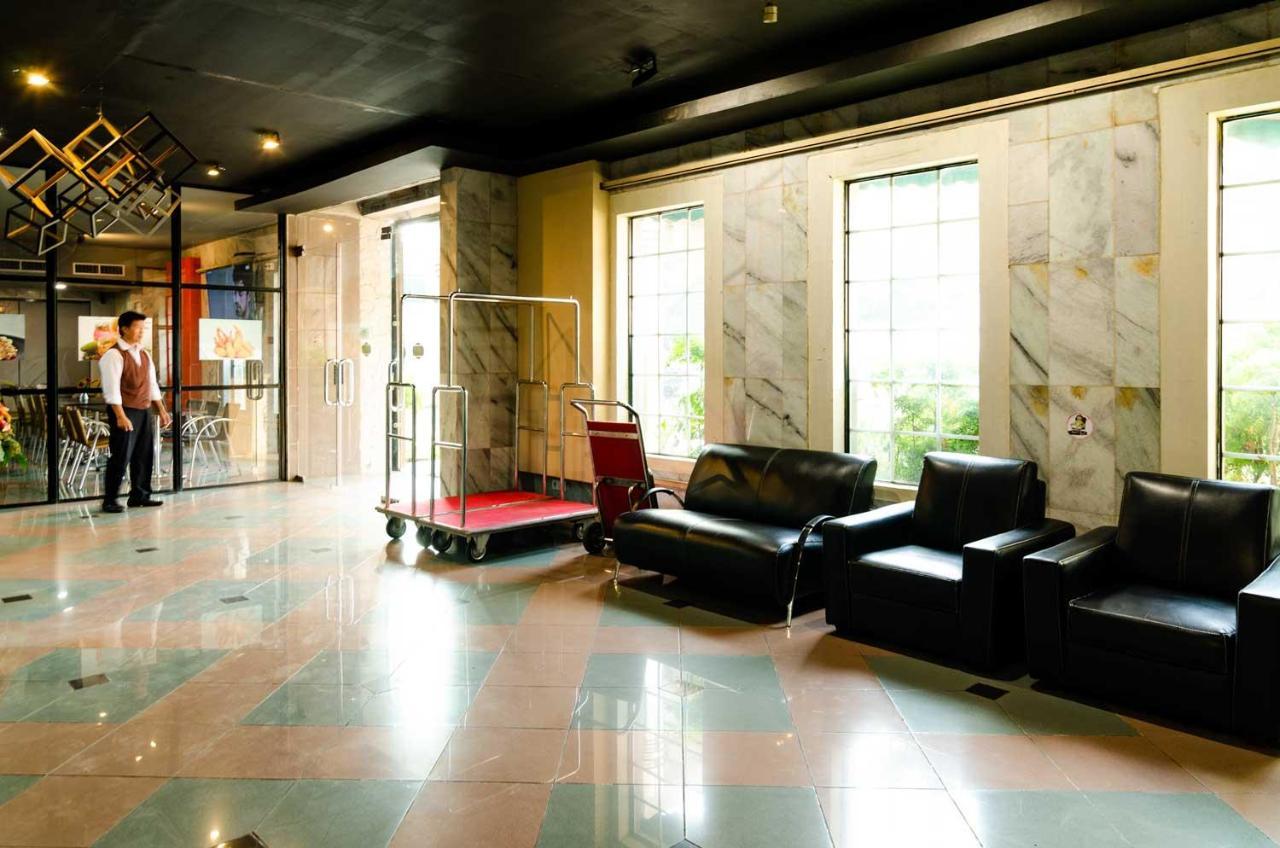 Hotel Peninsula Mangga Besar Jakarta Exterior foto